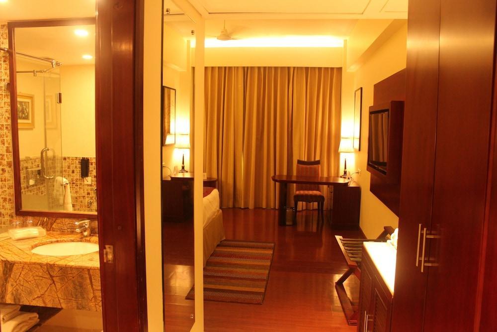 فندق Ramada By Wyndham Jaipur Jaisinghpura المظهر الخارجي الصورة