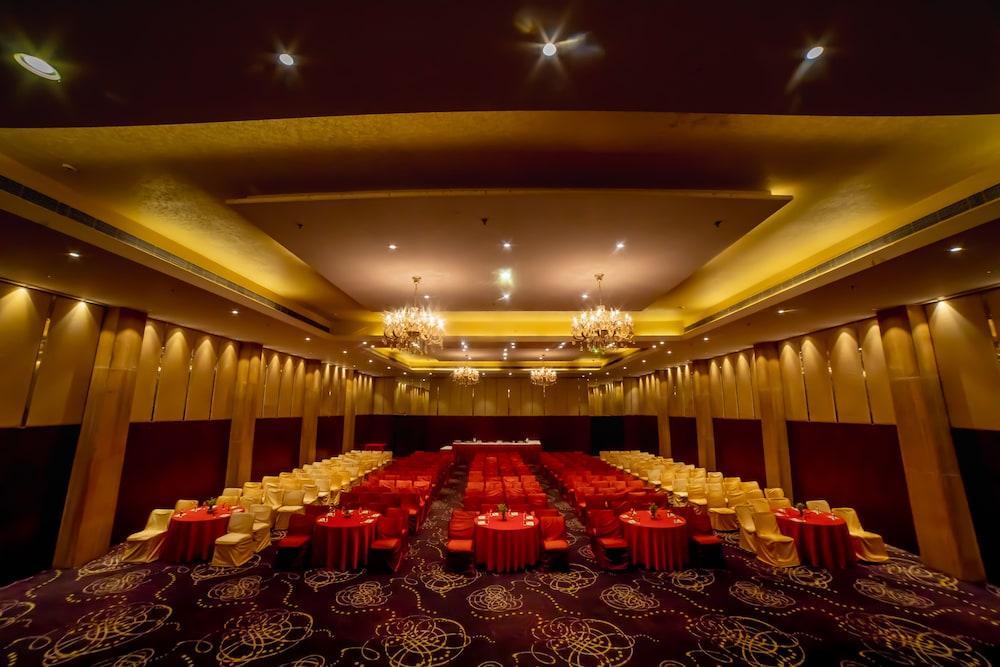 فندق Ramada By Wyndham Jaipur Jaisinghpura المظهر الخارجي الصورة