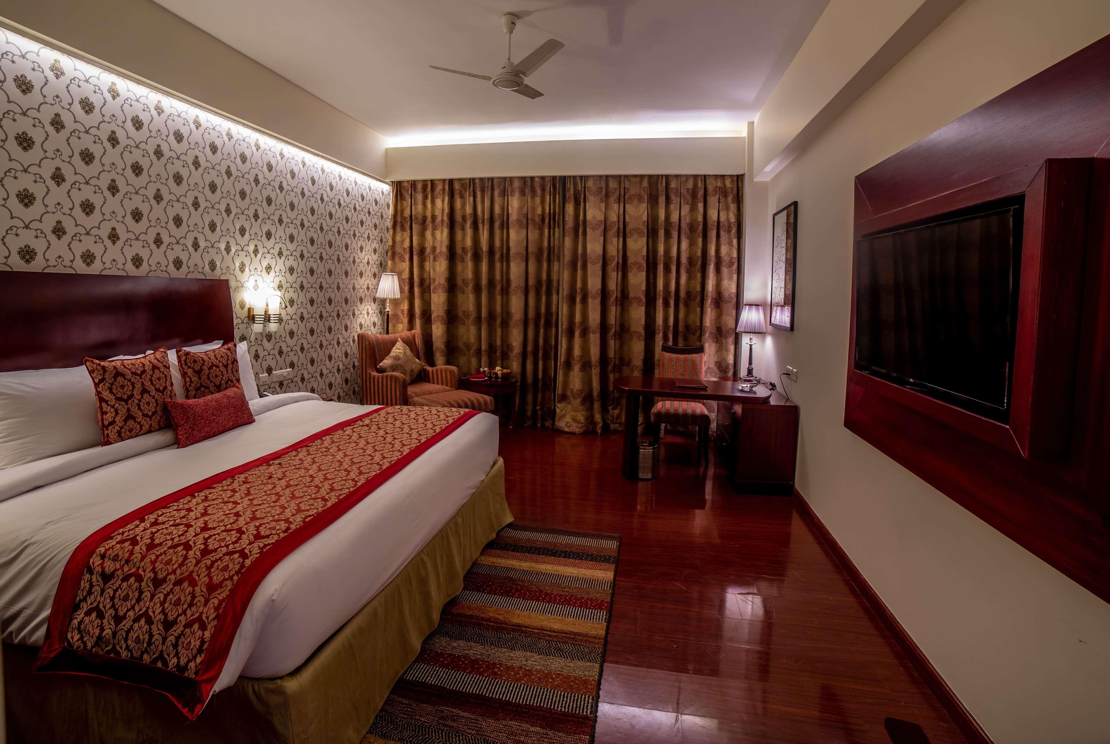 فندق Ramada By Wyndham Jaipur Jaisinghpura المظهر الخارجي الصورة
