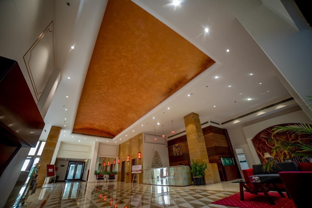 فندق Ramada By Wyndham Jaipur Jaisinghpura المظهر الخارجي الصورة