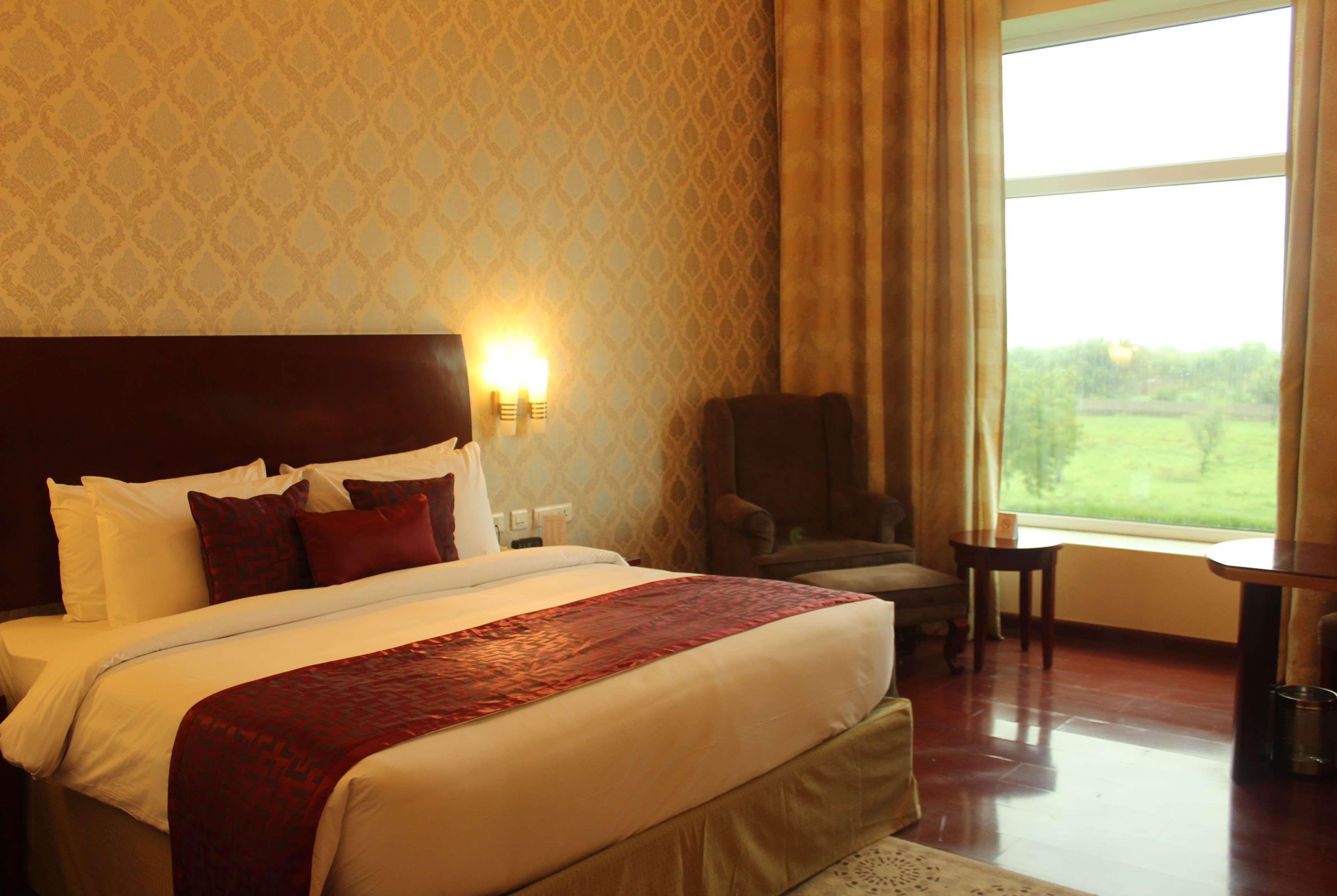 فندق Ramada By Wyndham Jaipur Jaisinghpura المظهر الخارجي الصورة